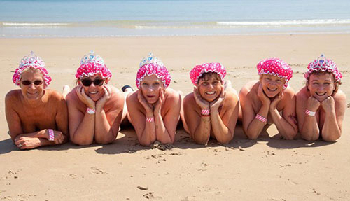 €275,000 raised after 2,500 women take part record-breaking skinny dip in Wicklow
